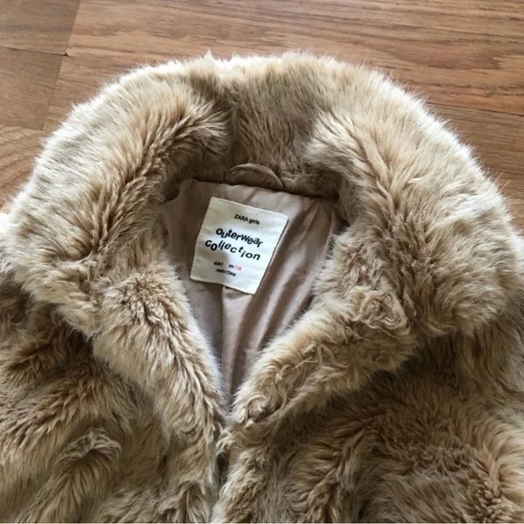 Zara Kids Tan Faux Fur Jacket with Pink Sleeves - Picture 4 of 7
